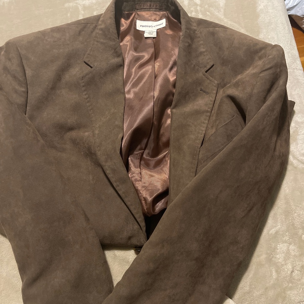 Suede shoulder pad blazer